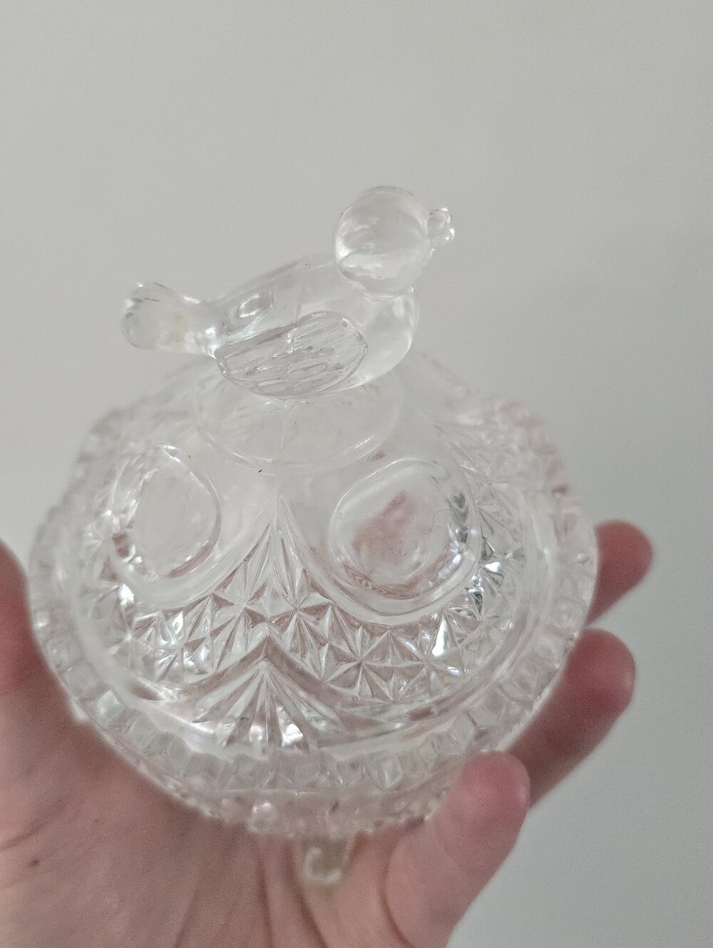 THE BYRDES COLLECTION BY HOFBAUER SMALL 3 FOOTED GLASS CANDY DISH WITH LID *read - Picture 3 of 7
